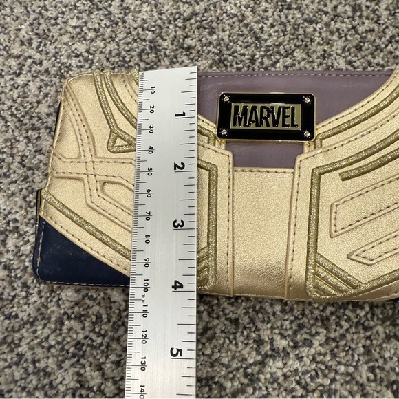 Marvel Loungefly Thanos Infinity Stones Women's Wallet Pocket Storage Versatile - Picture 7 of 8